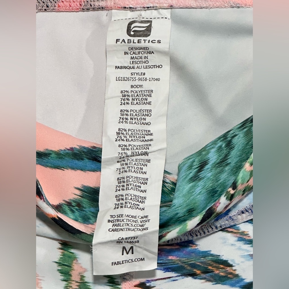 Fabletics Define PowerHold High-Waisted 7/8 Leggings 
Size: medium - Picture 4 of 5